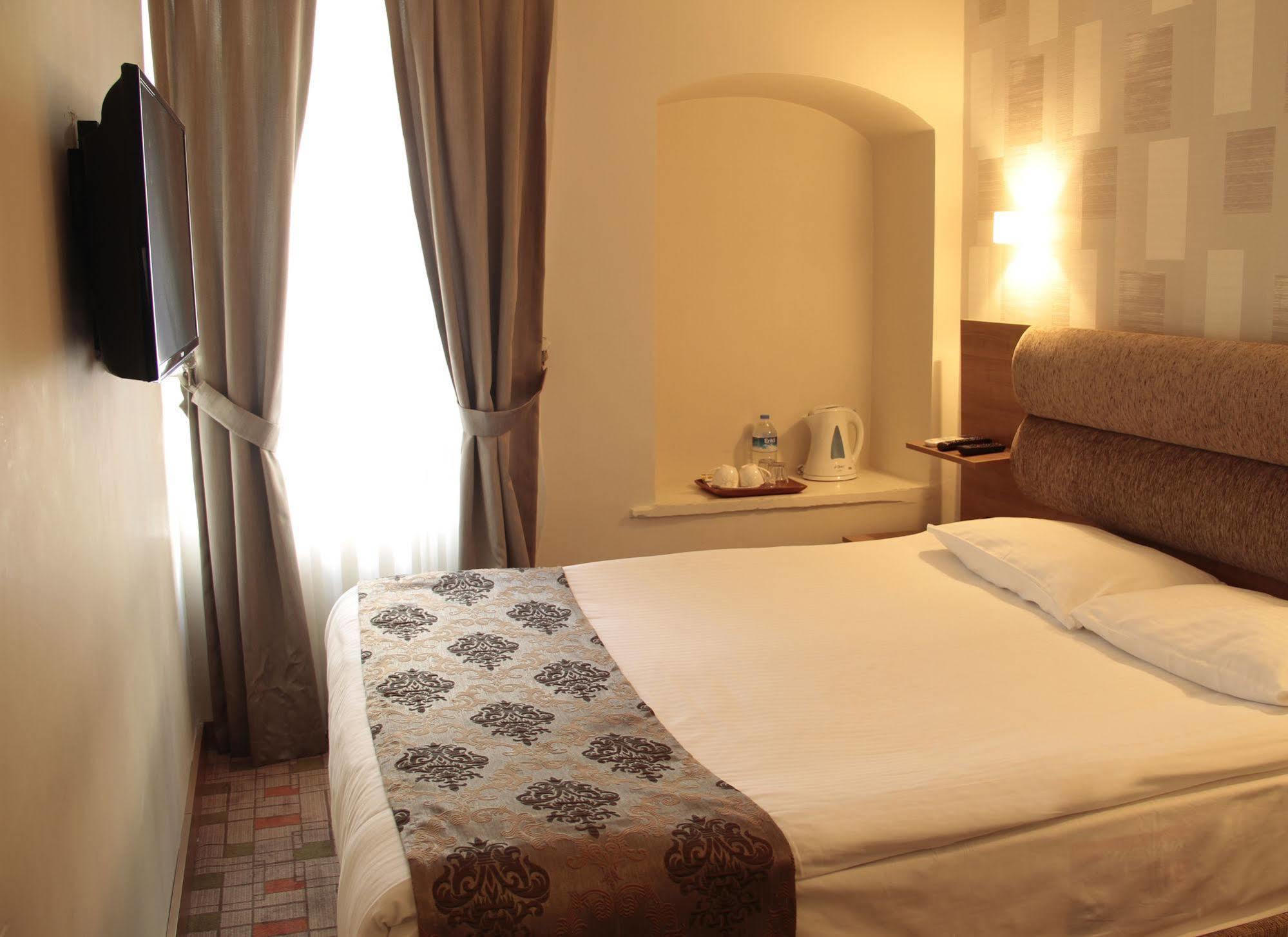 Otel Serene 2*