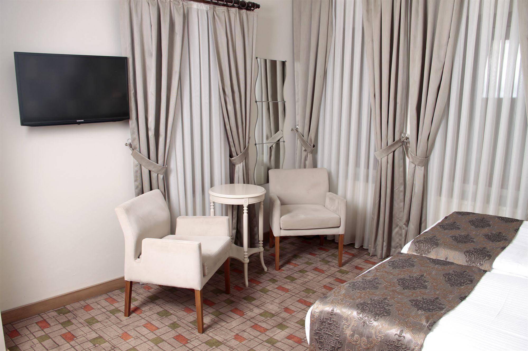 Otel Serene